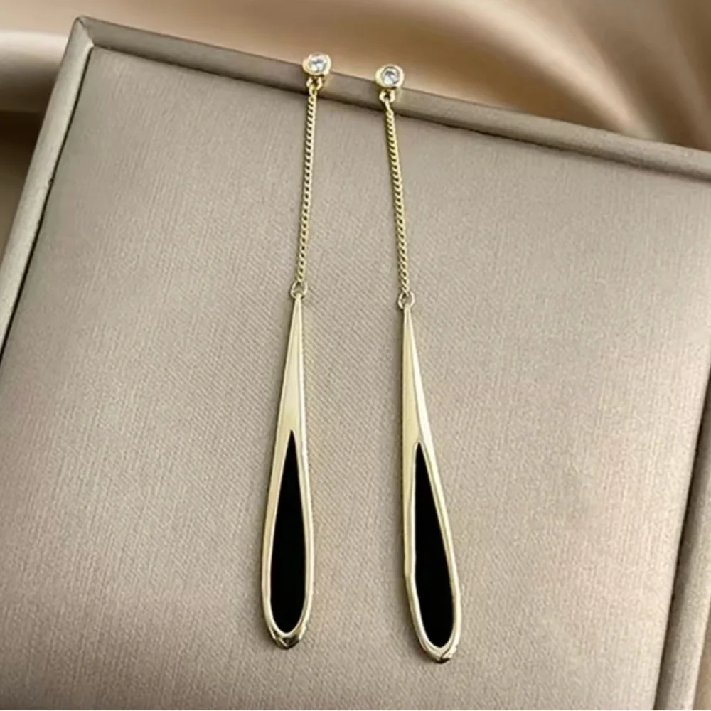 NWT Long Black Droplet Design Dangle Earrings 14K Gold Plated - Picture 7 of 9